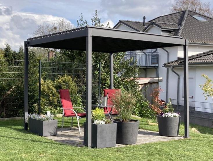 Helle Ferienwohnung: Spacious Retreat with E-Charging in Buchholz Buchholz in der Nordheide Exterior photo